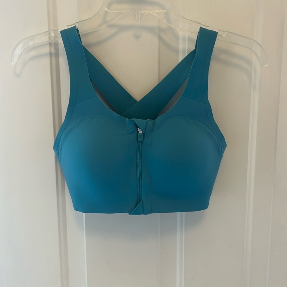 Lululemon teal women’s bra with zipper